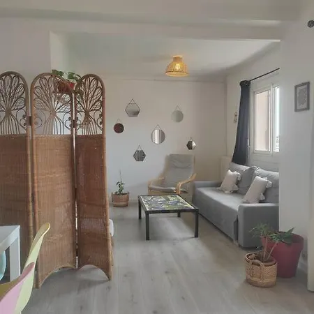 T3 Lumineux Et Agreable Апартаменты *