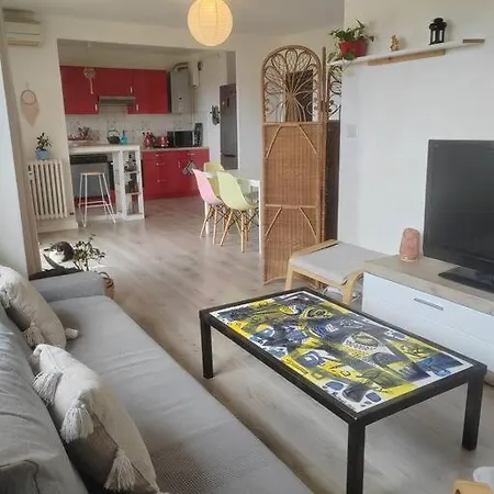T3 Lumineux Et Agreable Апартаменты *